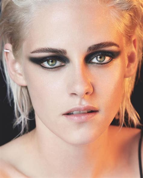 kristen stewart chanel ombre|Chanel makeup Kristen Stewart.